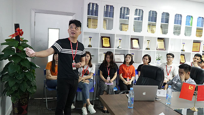 “爱华大学”启动会暨第一期培训班开讲 