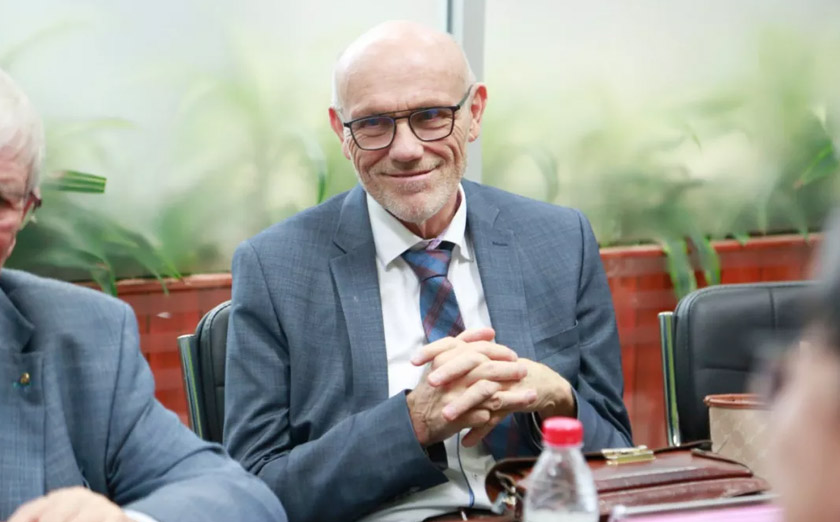德国韦斯特尔堡职业教育学院校长Joachim Dell
