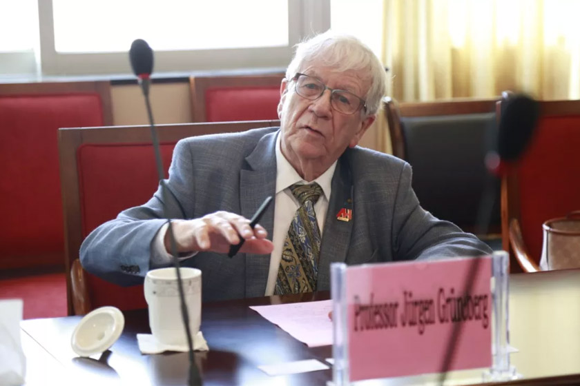 德国西南法伦应用技术大学教授Professor Jürgen Grüneberg